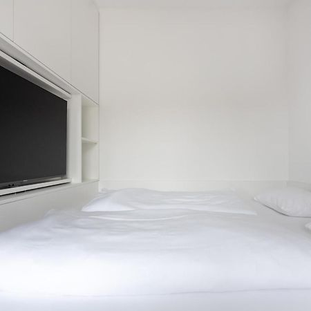 Ruhig, Hell Und Neu Mit Garage Apartment Wien Ngoại thất bức ảnh